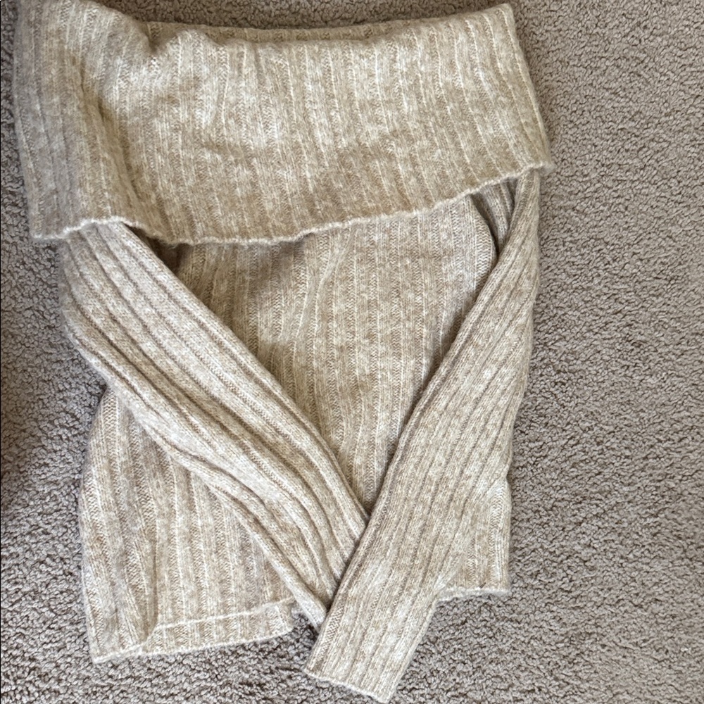 Abercrombie & Fitch Beige Long Sleeve Top